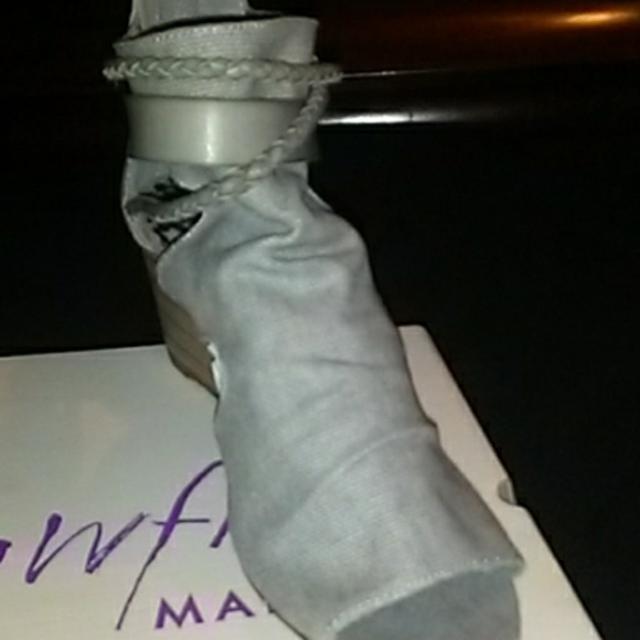 Canvas Wedge sandal - Picture 3 of 4